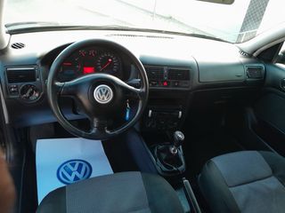 Volkswagen Golf 2002