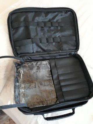 Maletín neceser negro