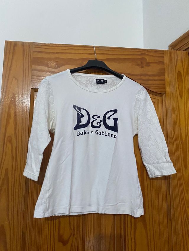 Camiseta D&G Dolce & Gabbana Blanca.
HAGO LOTES.