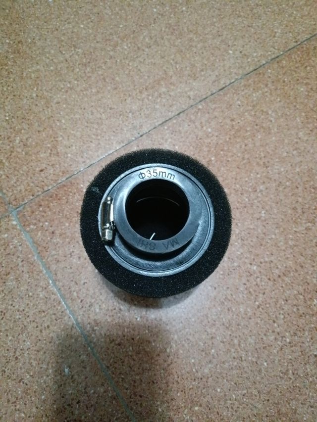 Filtro de aire negro con abrazadera