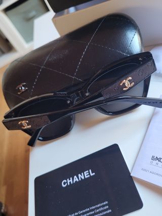 Gafas de sol Chanel negras