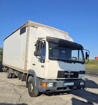 Camión MAN 11.224