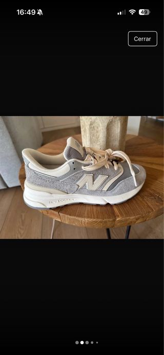 Zapatillas New Balance 997R Beige/Gris