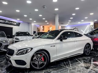 Mercedes-Benz Clase C COUPE 220D AMG 