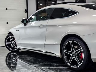 Mercedes-Benz Clase C COUPE 220D AMG 