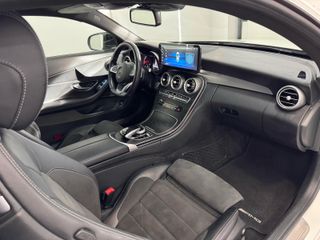 Mercedes-Benz Clase C COUPE 220D AMG 