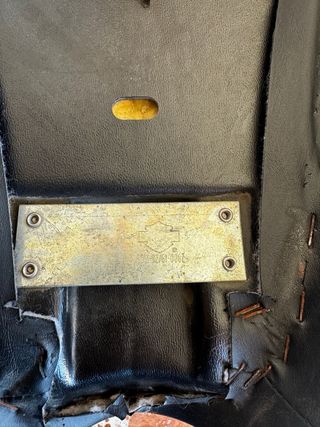Asiento Harley Davidson 883R Original