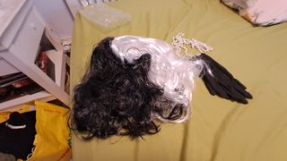 Accesorios Cruella de Vil: Peluca, Guantes y Perla