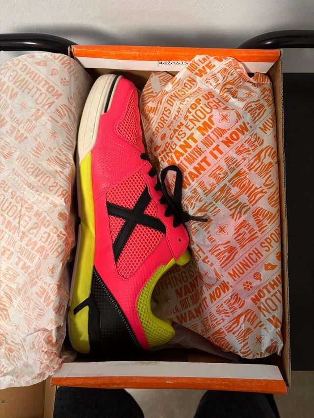 Zapatillas Munich One Indoor 37