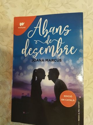 Dos llibres en català de la saga "Mesos amb tu"