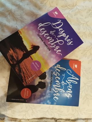 Dos llibres en català de la saga "Mesos amb tu"