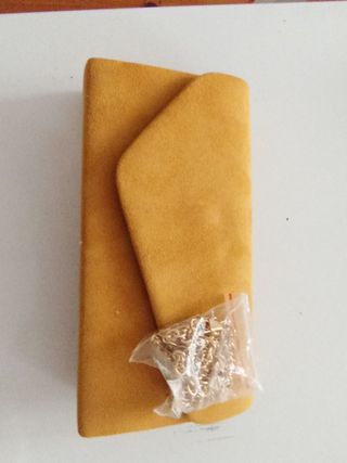 Bolso fiesta ante amarillo 20x10
