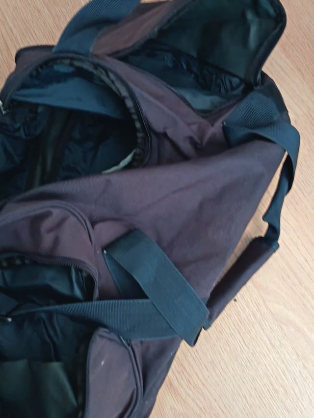 Bolsa deportiva Nike.