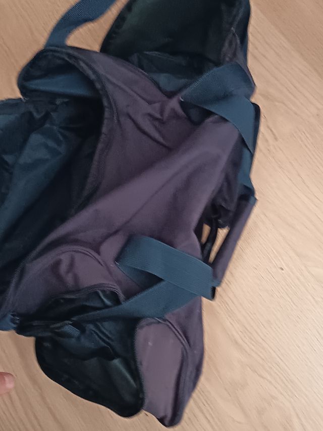 Bolsa deportiva Nike.