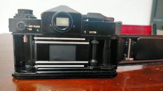 Canon F-1 Reflex + obiettivo 50mm f/1.8 FL