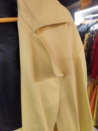 Gabardina Zara Hombre Amarilla
