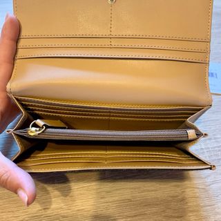 Billetera Calvin Klein Monogram Marrón y Beige