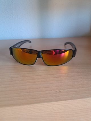 Gafas de sol T&J negras y naranjas