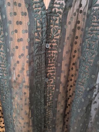 Blusa Zara verde militar, semitransparente lunares