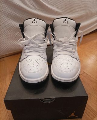 Nike Jordan Air 1 Mid Originales Blancas Talla 42.