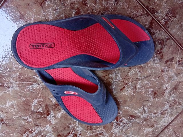 Chanclas TENTH azul y rojo talla 42-44