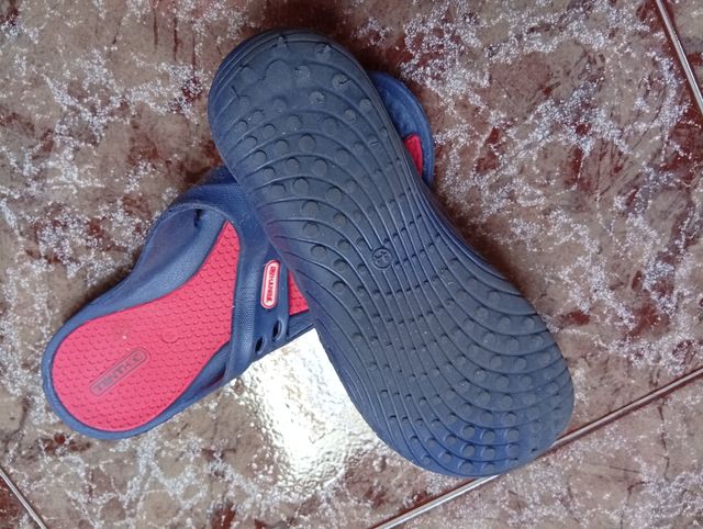 Chanclas TENTH azul y rojo talla 42-44