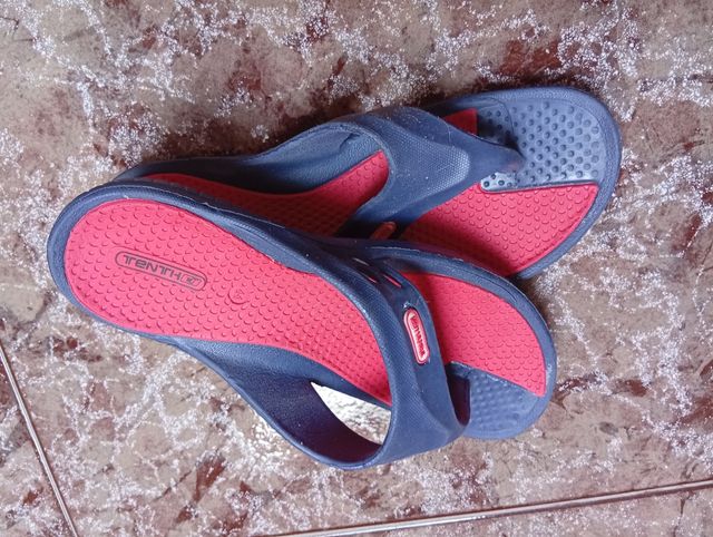 Chanclas TENTH azul y rojo talla 42-44