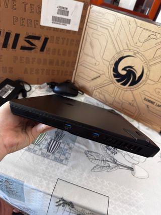 MSI Alpha 17 C7VG Portátil Gaming