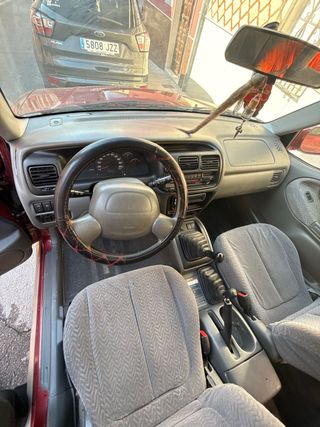 Suzuki Grand Vitara 2000