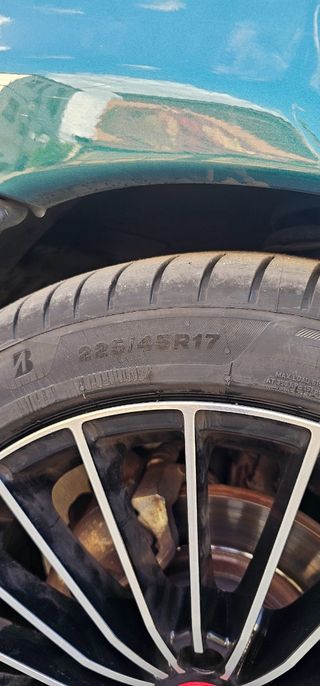 Llantas 17 con cubiertas nuevas