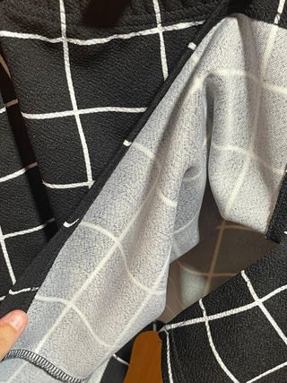 Falda de cuadros minimal chic con detalle lateral