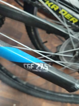 Bicicleta Rockrider L 27.5 y otra M 26
