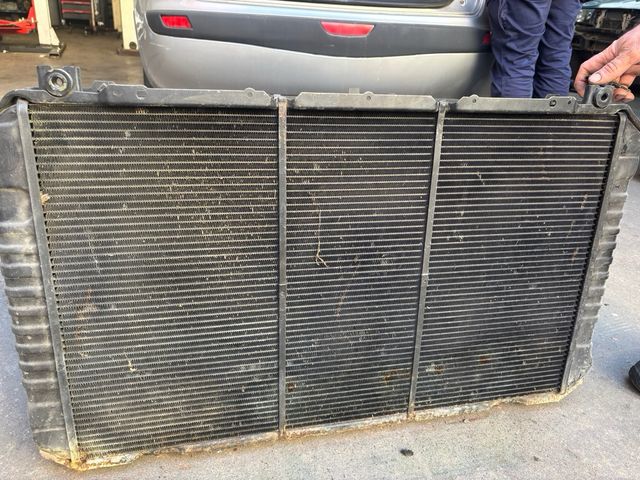 Radiador Nissan Patrol 260