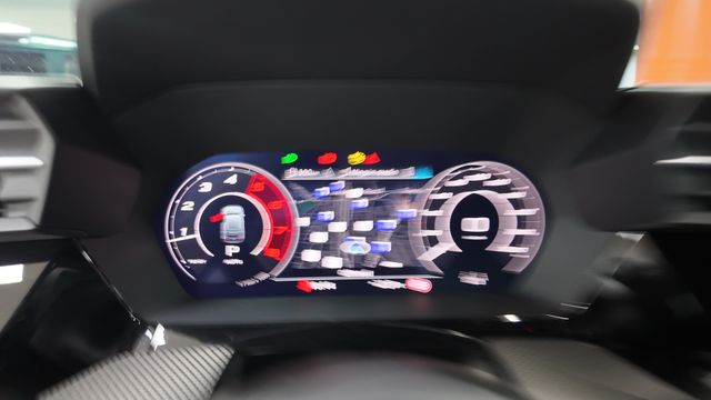 AUDI A3 RS3 Sportback TFSI quattro S tron