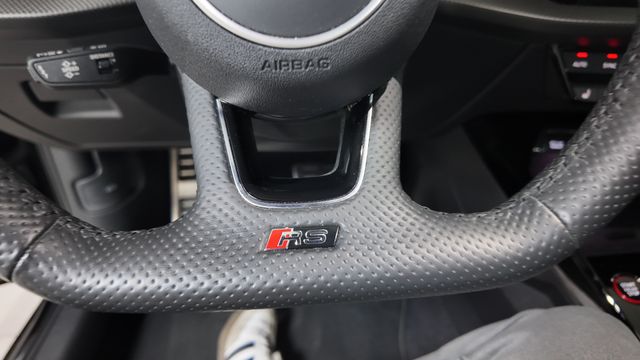 AUDI A3 RS3 Sportback TFSI quattro S tron