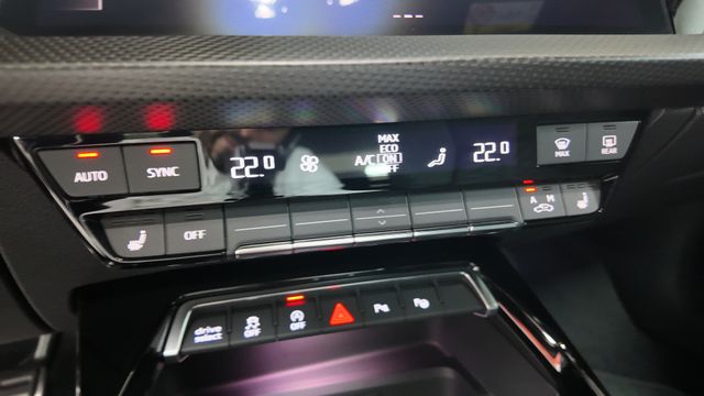 AUDI A3 RS3 Sportback TFSI quattro S tron