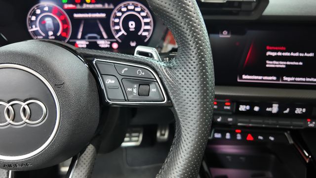 AUDI A3 RS3 Sportback TFSI quattro S tron