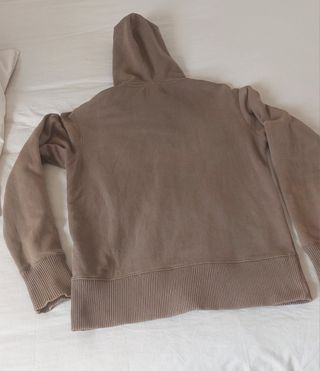 Sudadera Pull&Bear caqui con capucha