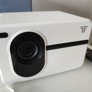 Proyector de vídeo Wielio LED  modelo AT-M261