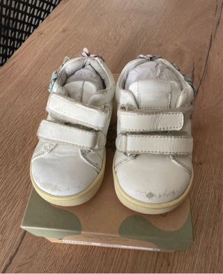 Scarpe neonata bianche