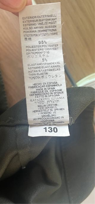 Pantalón Zara, 38 Verde Oliva
poliéster y elastano