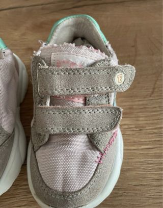 Scarpe ginnastica neonata rosa e grigie