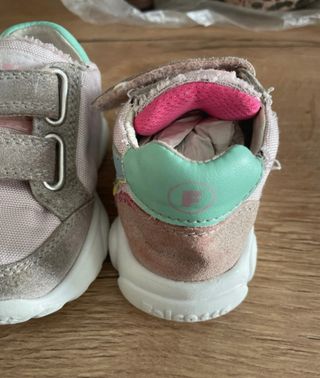 Scarpe ginnastica neonata rosa e grigie