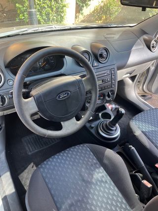 Ford Fiesta 2003