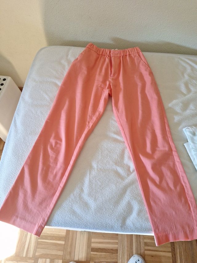 Pantalón de mujer color coral