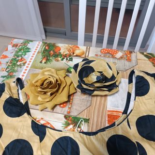 Traje de flamenca lunares amarillo y negro