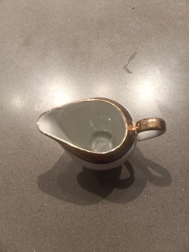 Lattiera Bavaria oro e bianco