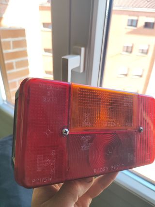 Pilotos traseros para remolque / porta bicis 