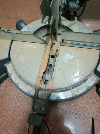 Ingletadora carpintería