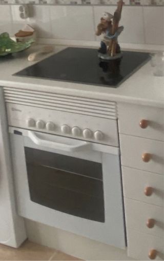 Vitrocerámica y horno